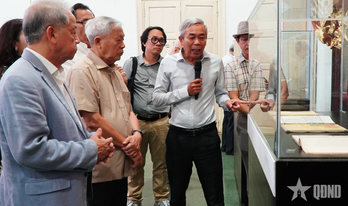 Những trang cổ thư kể chuyện lịch sử triều Nguyễn